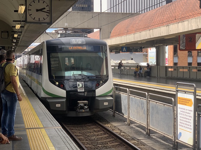 Hệ thống tàu điện ngầm Du lịch Medellin