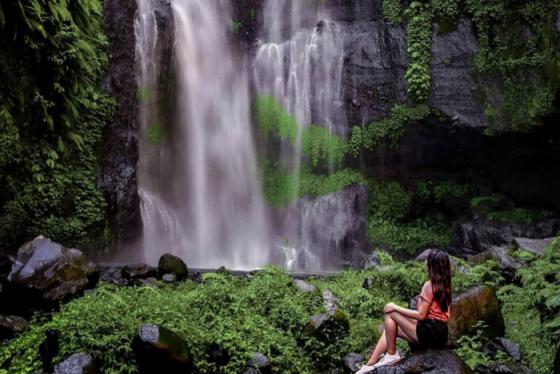 Kỳ vĩ vẻ đẹp thác Fiji ở Bali – ‘viên ngọc sáng’ ẩn giấu giữa núi rừng 