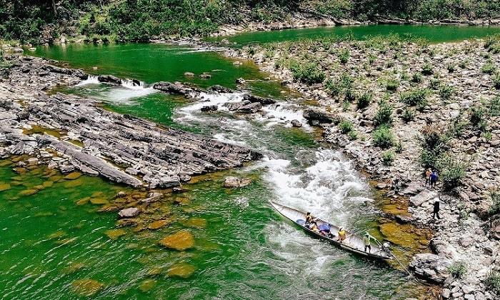 Interesting experiences in Long Dai river - Tam Lu waterfall