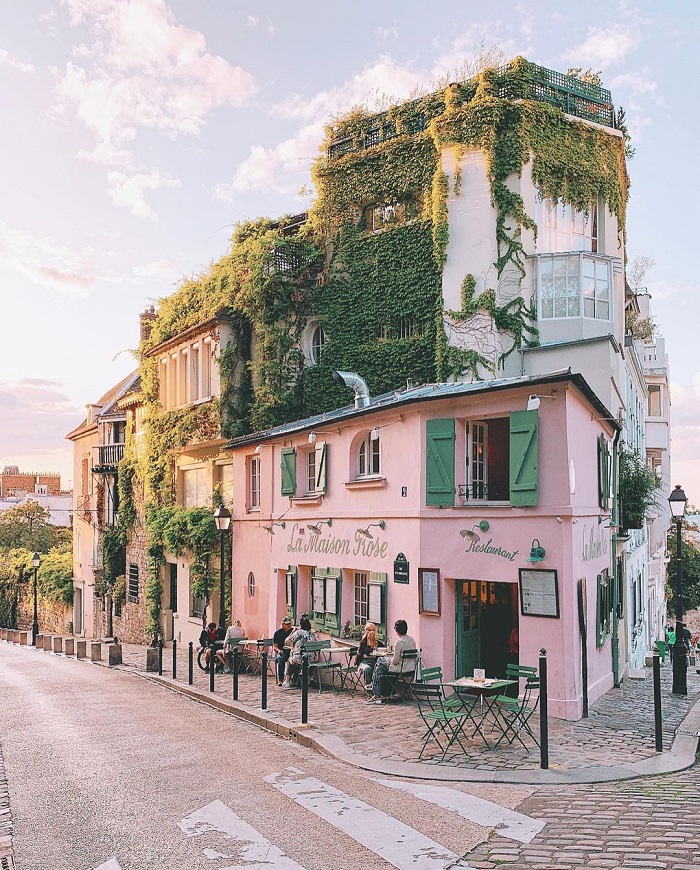 La Maison Rose là một căn nhà màu hồng xinh đẹp - quán cafe đẹp ở Paris