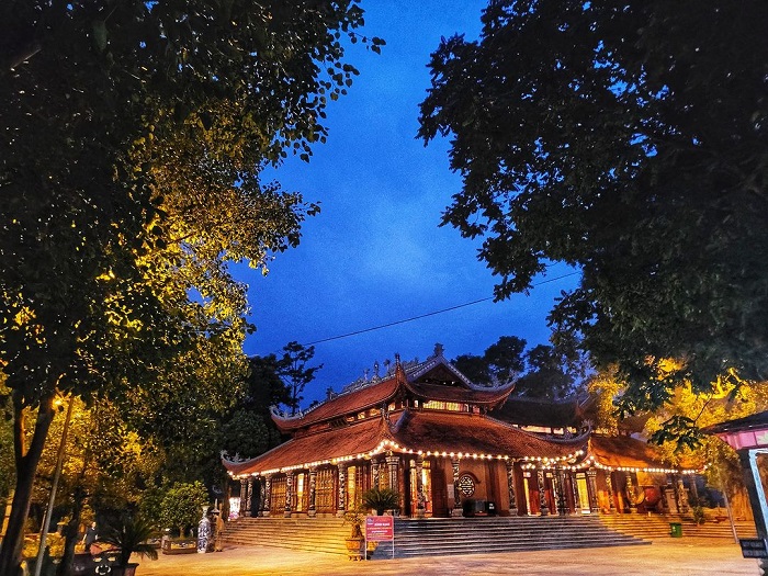 Kiến trúc đền Mẫu Đông Cuông Yên Bái 