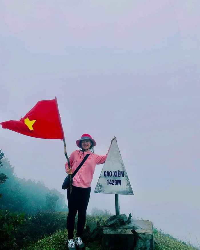 địa điểm du lịch ở Bình Liêu - núi Cao Xiêm