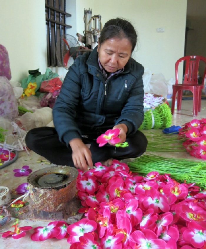 làng nghề truyền thống ở Nam Định - làng hoa lụa