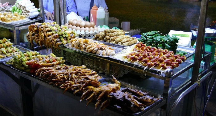các món ăn vặt ở bến Ninh Kiều - món ăn vặt