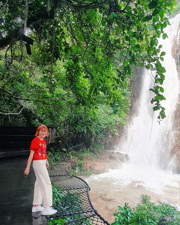 thác nước ở Hoà Bình - thác Pùng