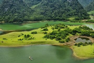 Những hồ nước đẹp ở Cao Bằng có cảnh sắc đẹp tựa tiên cảnh chốn nhân gian 