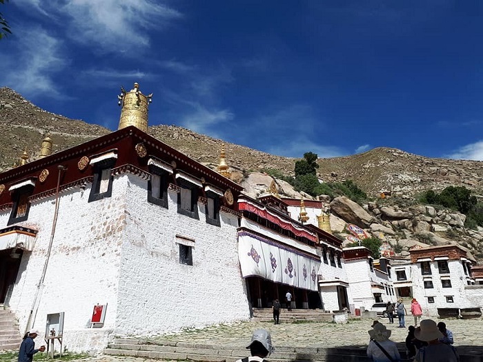 Những điểm tham quan nổi tiếng ở Tây Tạng ngoài chùa Rituo Tây Tạng