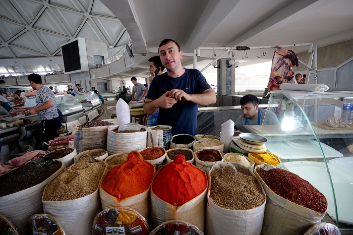 Chợ Chorsu Bazaar - ẩm thực Uzbekistan
