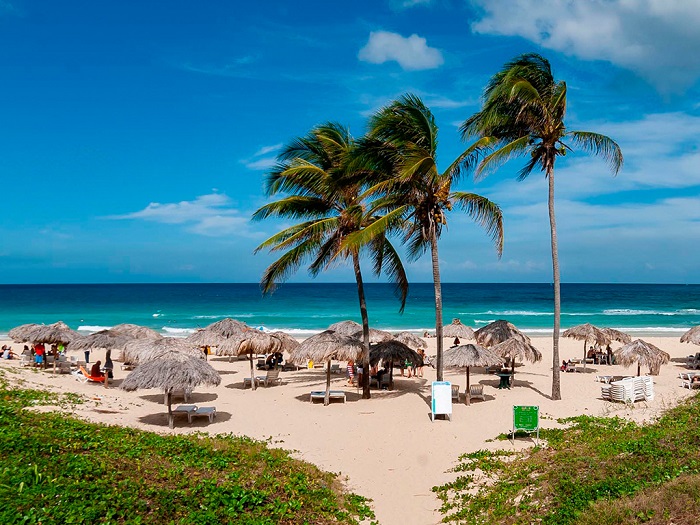 Bãi biển Megano là bãi biển ở Playas Del Este