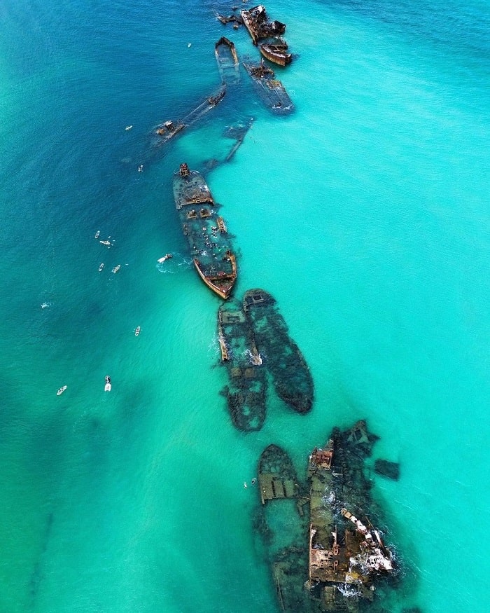 Khám phá xác tàu là hoạt động thú vị ở đảo Moreton Úc