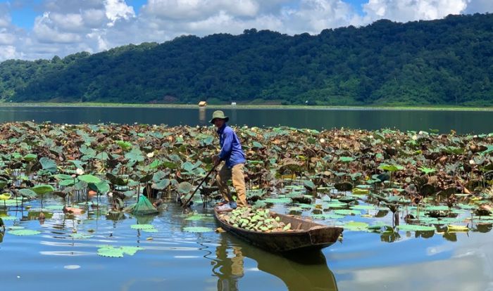 Hồ Hồ Eo Rbin điểm du lịch ở huyện Lắk 