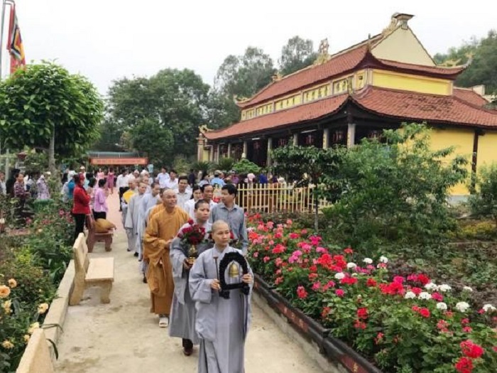 điểm du lịch tâm linh ở Thanh Hóa - chùa Báo Ân