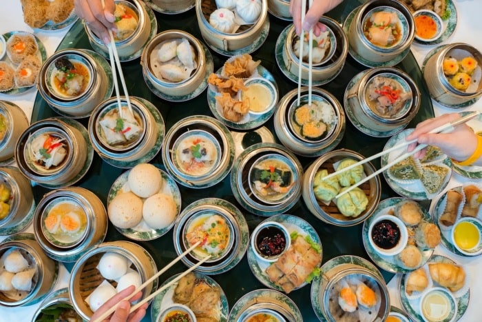 Những điều cần biết khi du lịch Hồng Kông - thưởng thức các món ăn địa phương