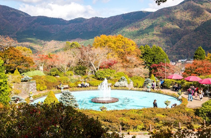 Công viên Hakone Gora là địa điểm tham quan nổi tiếng ở thị trấn Hakone 