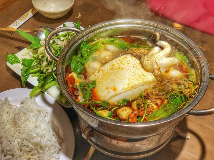 Món Thái - Khap Bun Kha quán ăn Thái Lan ở Đà Lạt 