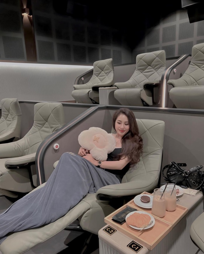kinh nghiệm đi Lotte Mall Tây Hồ - rạp chiếu phim