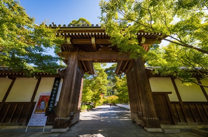 Mùa thu ở đền Eikando - Kiến trúc đền