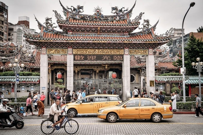 Long Sơn Tự - ngôi chùa Đài Loan nổi tiếng