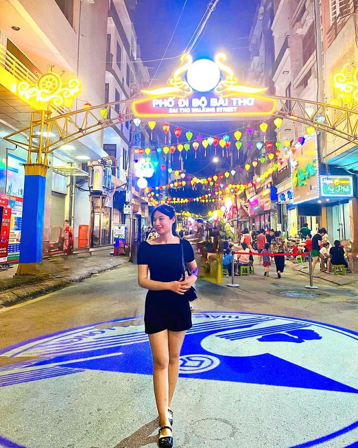 Walking street in Quang Ninh - check in