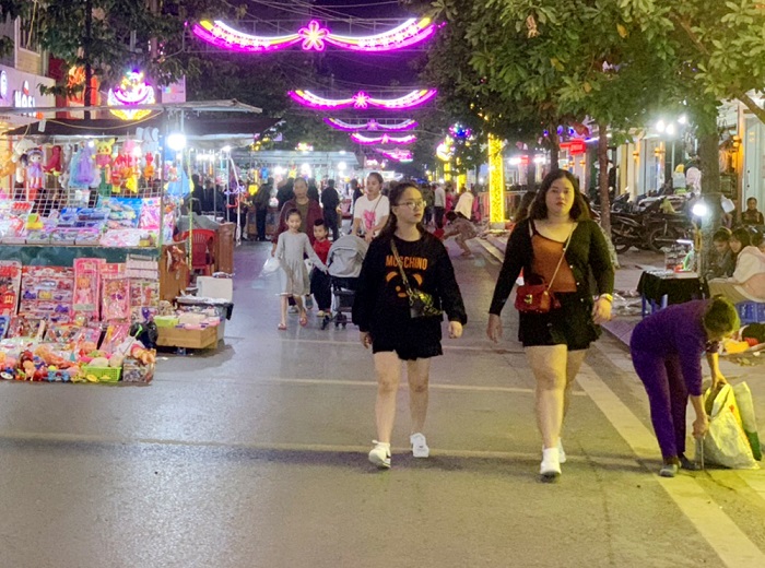 Walking street in Quang Ninh - destination
