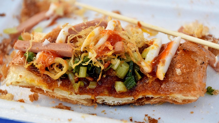 Snack shops in Phu Quoc - Ket Nhi salt and chili toast