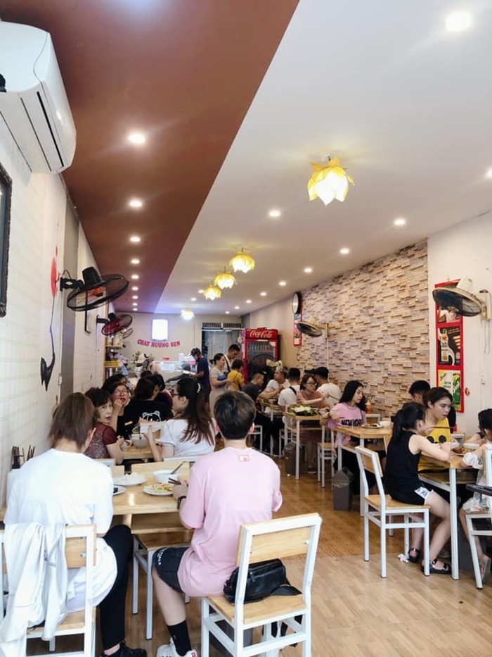Delicious vegetarian restaurant in Hai Phong - Huong Sen vegetarian