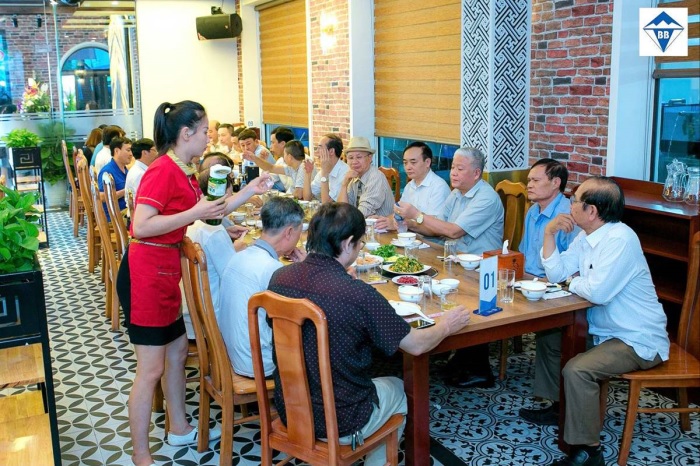 Delicious seafood restaurant in Hai Phong - Gulf of Tonkin restaurant