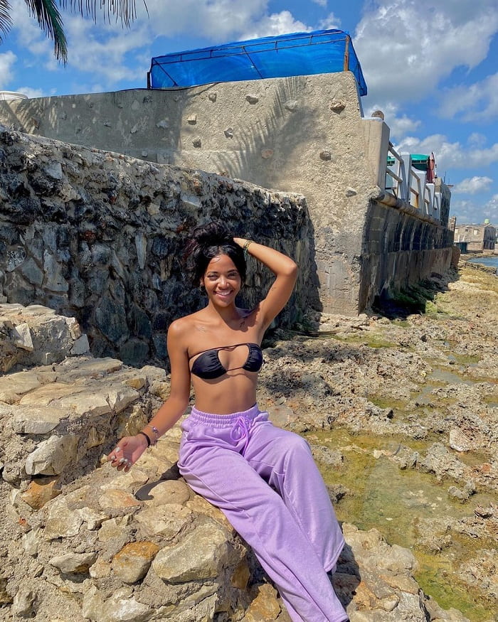 Check in ở thành phố Baracoa Cuba