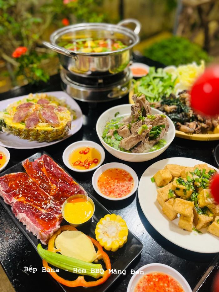 top quán lẩu ngon ở Kon Tum Bếp Bà Hana