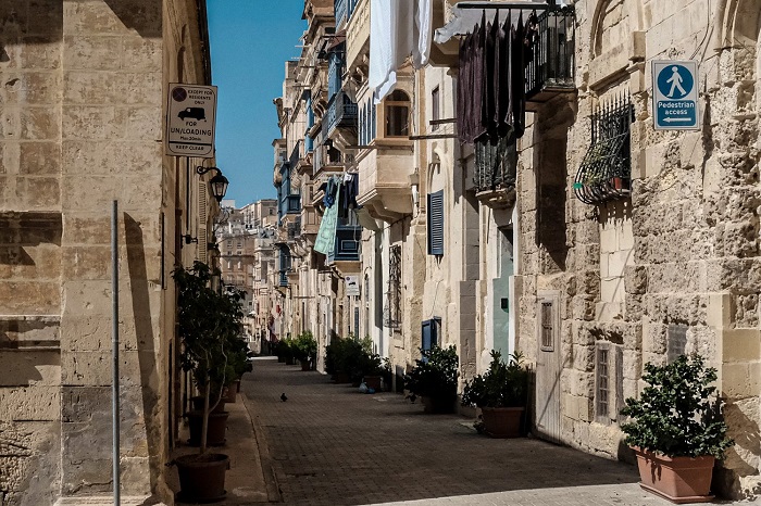 thủ đô Valletta Malta - Một con phố nhỏ bình dị ở Valletta