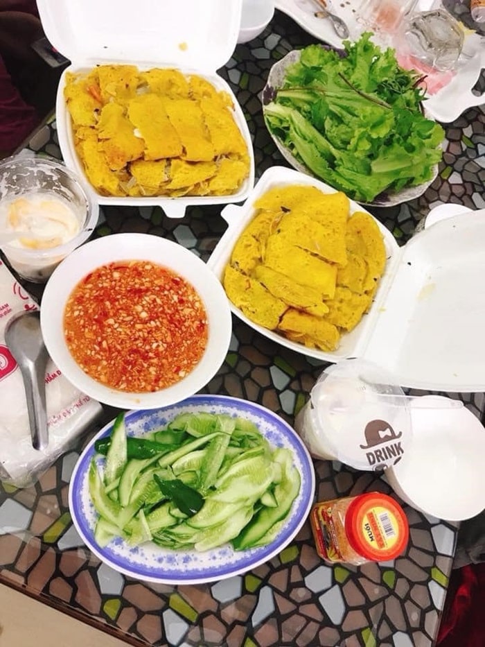 địa điểm ăn vặt tại Hạ Long - Chè Cung Đình Huế