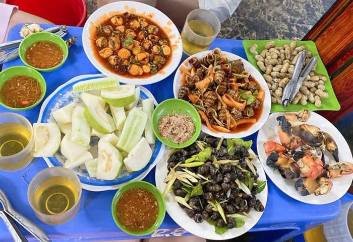 địa điểm ăn vặt tại Hạ Long - Quán ốc Sơn Béo