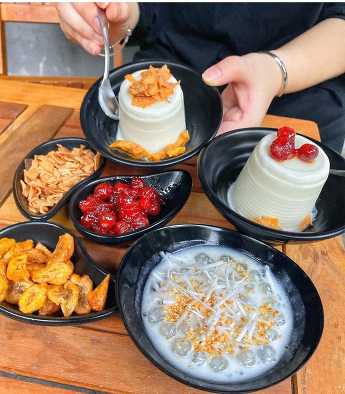 địa điểm ăn vặt tại Hạ Long - Sữa chua Tuấn Liên