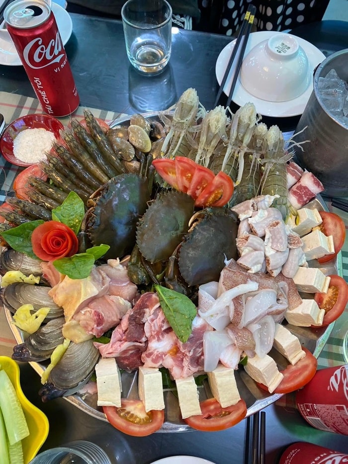 địa điểm ăn vặt tại Hạ Long - Yên Ốc