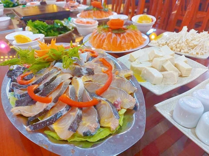 Nhà hàng Anh Dũng Sapa là quán lẩu cá tầm ngon ở Sapa