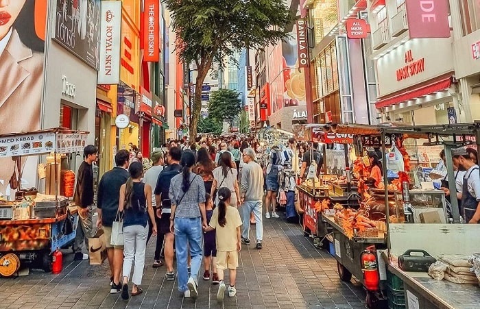 Phố Myeongdong Seoul Hàn Quốc