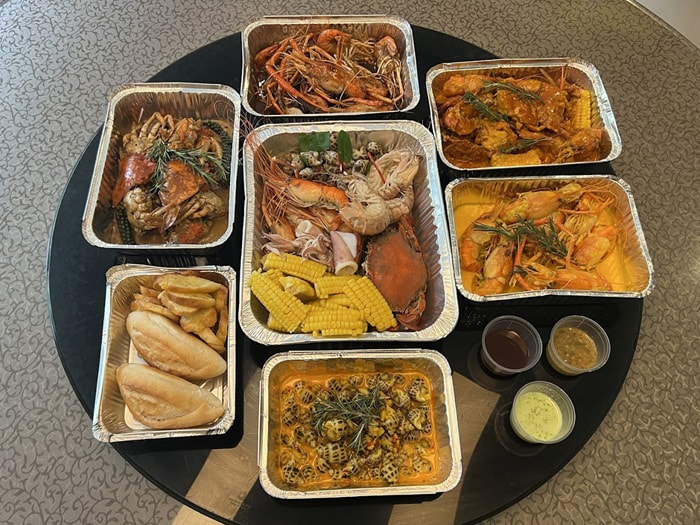 quán ăn ngon gần sân bay Vân Đồn - Nhà hàng Hồng Hạnh Phương Đông