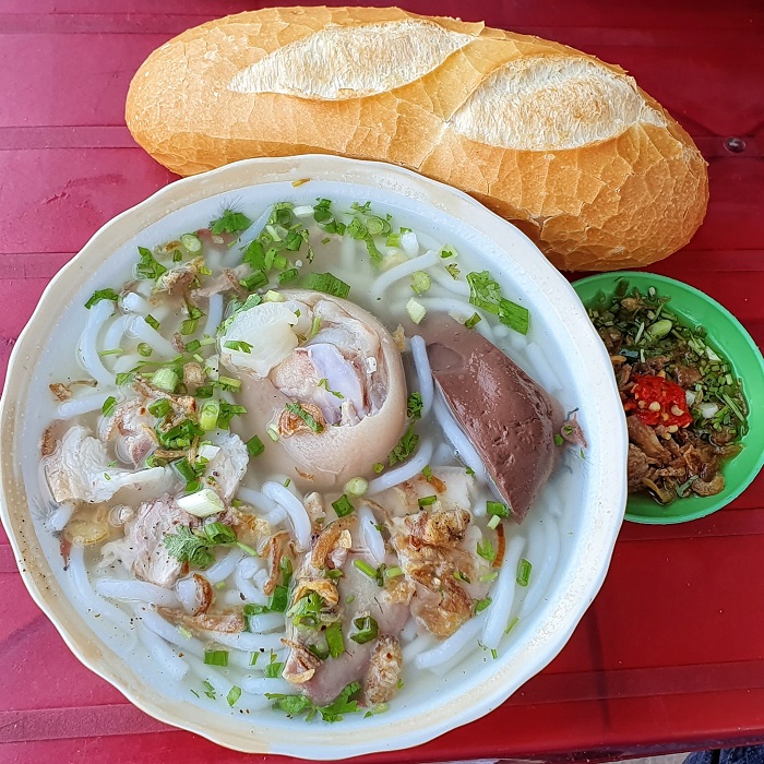 quán ăn sáng ngon ở Bình Phước - Bánh canh Bình Dương 