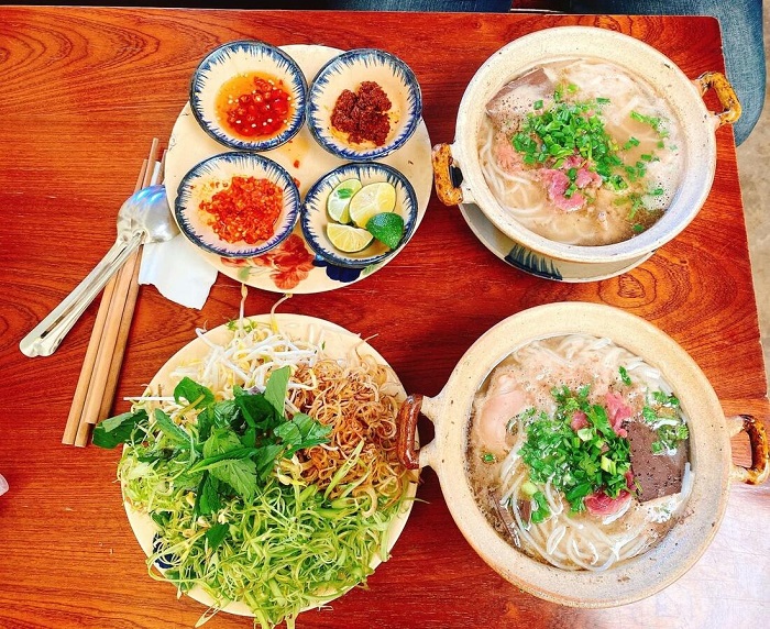 quán ăn sáng ngon ở Bình Phước -Quán bún bò Hiền Vy