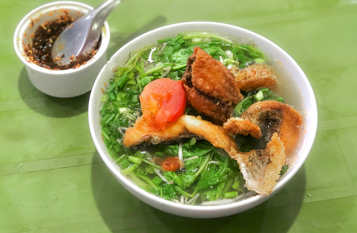 quán ăn sáng ngon ở Bình Phước - Quán bún chả và cá rô Hương Quỳnh