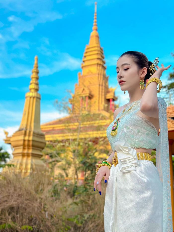 Lễ dâng y Kathina của người Khmer Chùa Tà Pạ