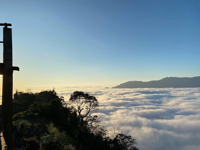 Đỉnh Pa Phách Mộc Châu lãng mạn và đẹp siêu thực