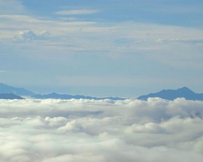 Đỉnh Pa Phách Mộc Châu đẹp xiêu lòng vào buổi sớm mai