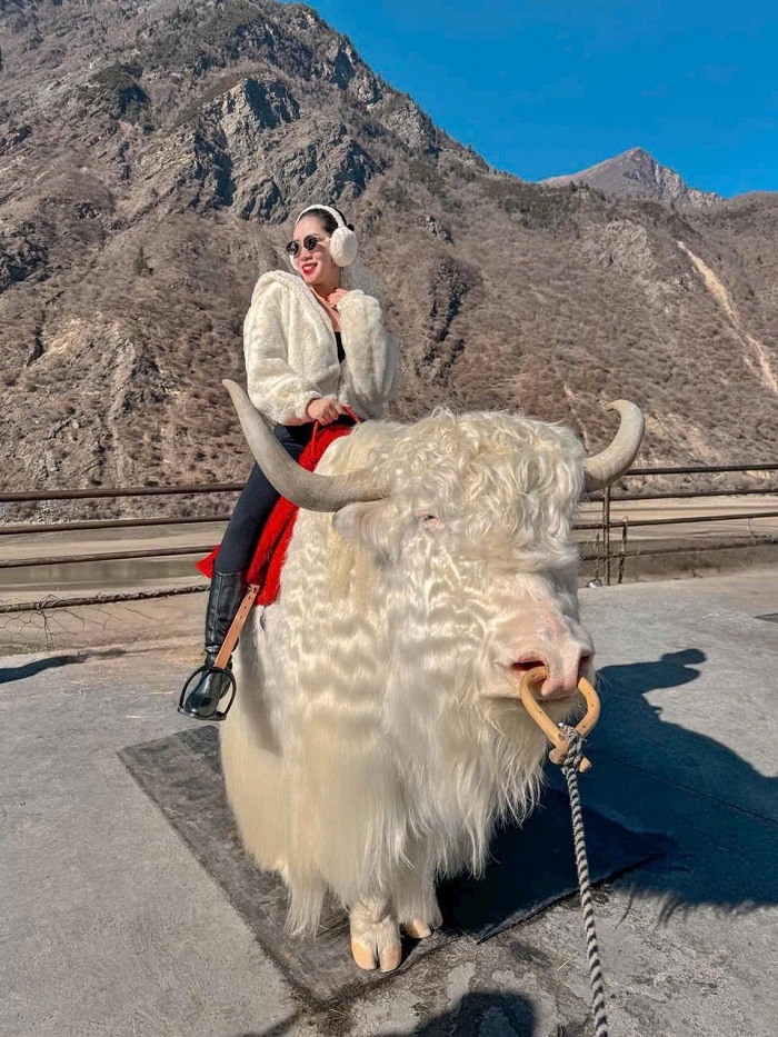 Đi Trung Quốc 5 ngày 4 đêm bao nhiêu tiền?  