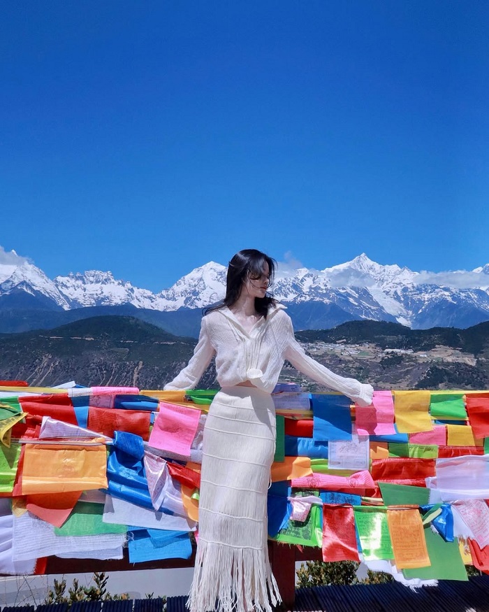 Đi bộ đường dài và leo núi tuyết Mai Lí là việc cần làm và xem trên núi tuyết Mai Lí 