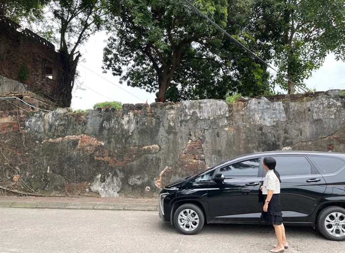 thành cổ Bắc Ninh - bờ tường thành