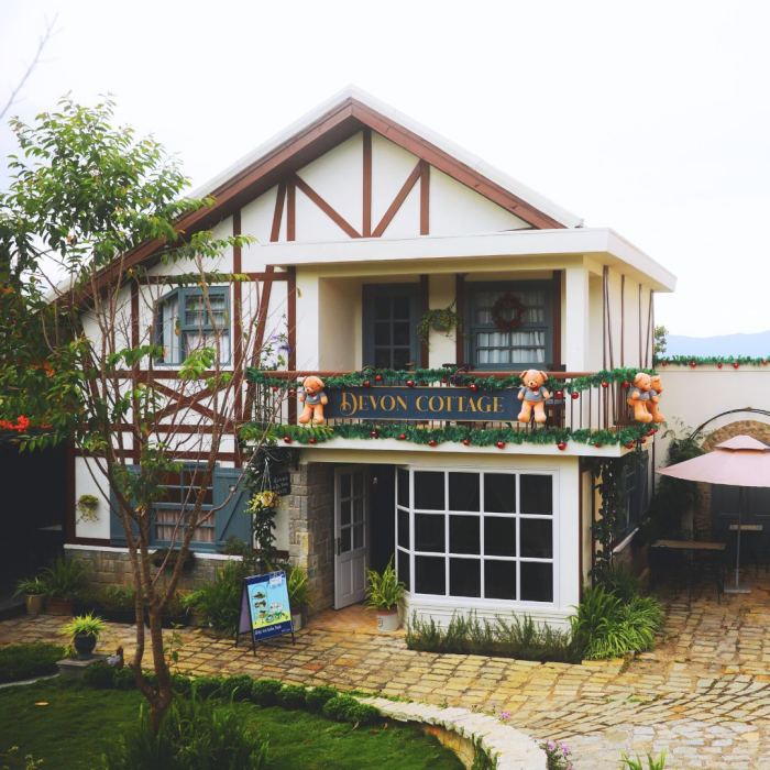 toạ độ check-in ở đường Cô Giang Đà Lạt tiệm trà Devons