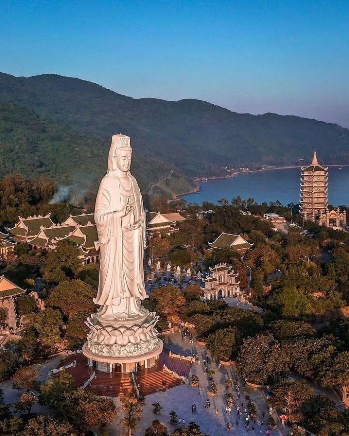 So sánh du lịch Đà Nẵng và Nha Trang chi tiết So sánh du lịch Đà Nẵng và Nha Trang chi tiết