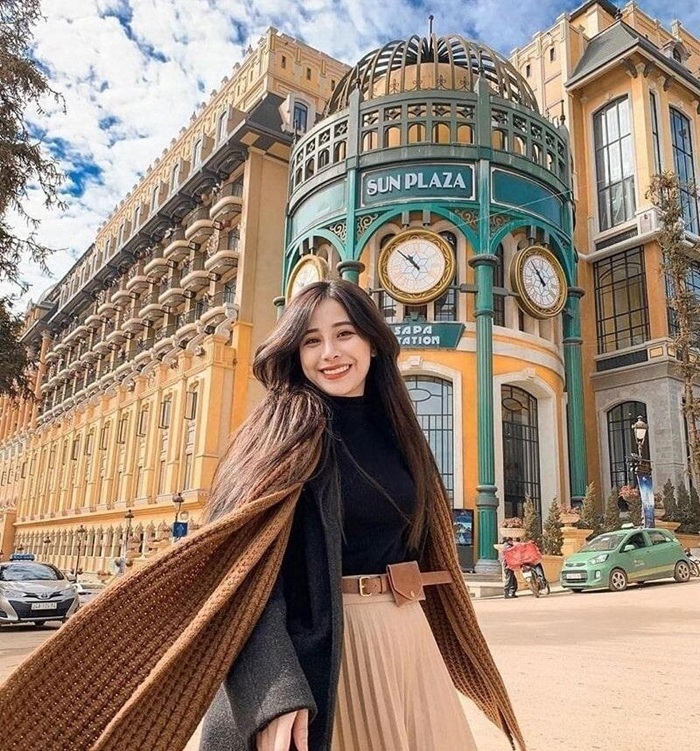 Nhiệt độ Sapa vào sáng sớm thường khá thấp nên mặc ấm để giữ cơ thể khỏe mạnh khi tham quan - Ảnh: VNPAY