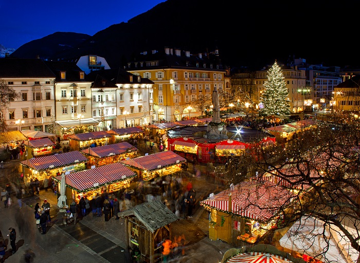 Dạo một vòng quanh các thành phố lớn trong dịp lễ Giáng Sinh ở nước Ý